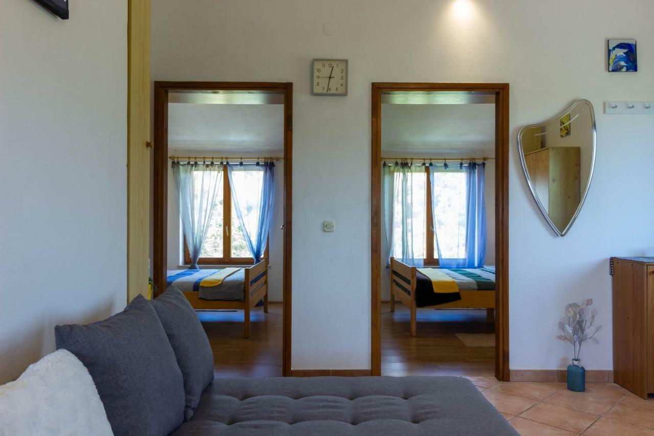 Apartment Helena Pula Buitenkant foto